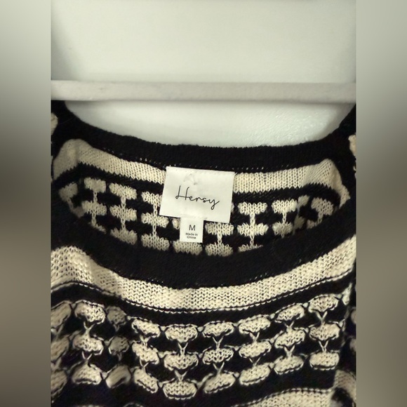 Hersy Black and White Striped Knit Top - Picture 4 of 5